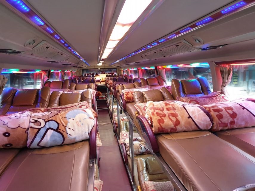 Xe Trà Vinh – Sài Gòn bến Miền Tây: Danh sách hãng xe uy tín (Cập nhật 2025)