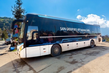 Group Sapa Bus